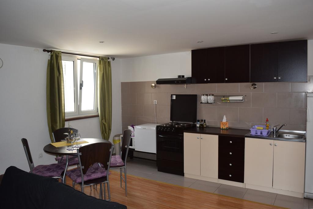 Apartment Klara Šibenik Zimmer foto