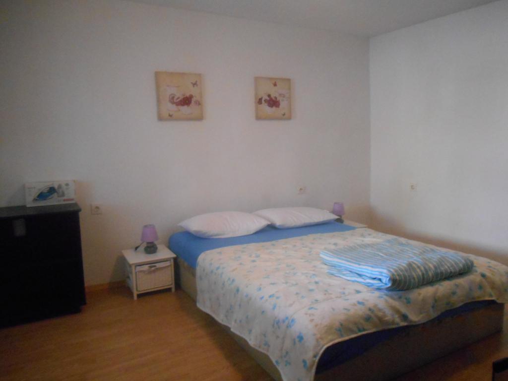 Apartment Klara Šibenik Zimmer foto